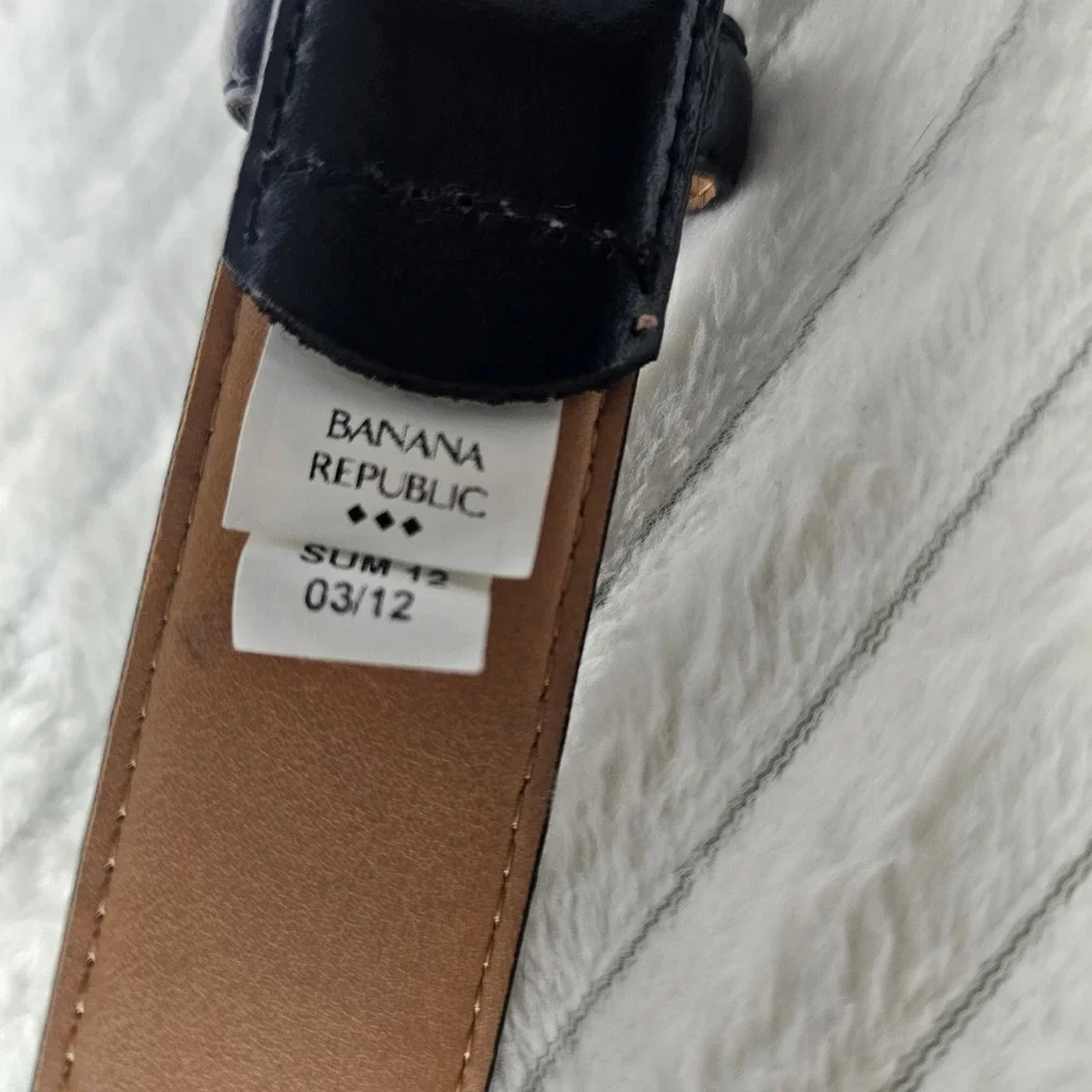 Banana Republic Mens Leather Silver Buckle Belt 32 Black Classic Professional